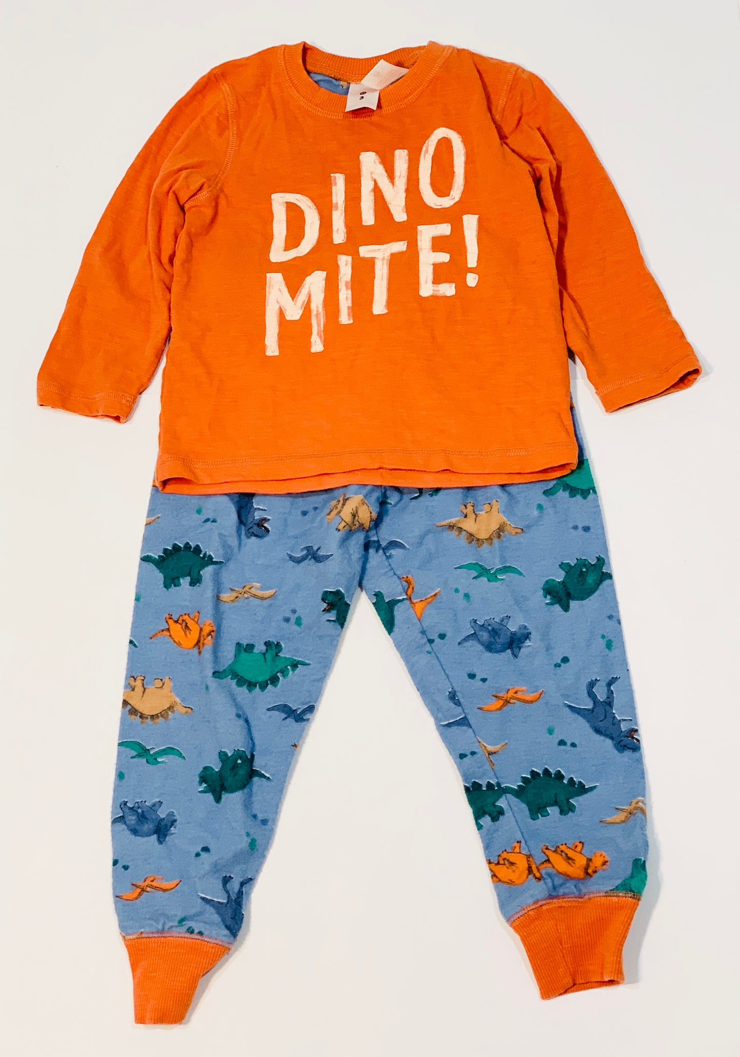 Dinosaur pyjamas - Size 3