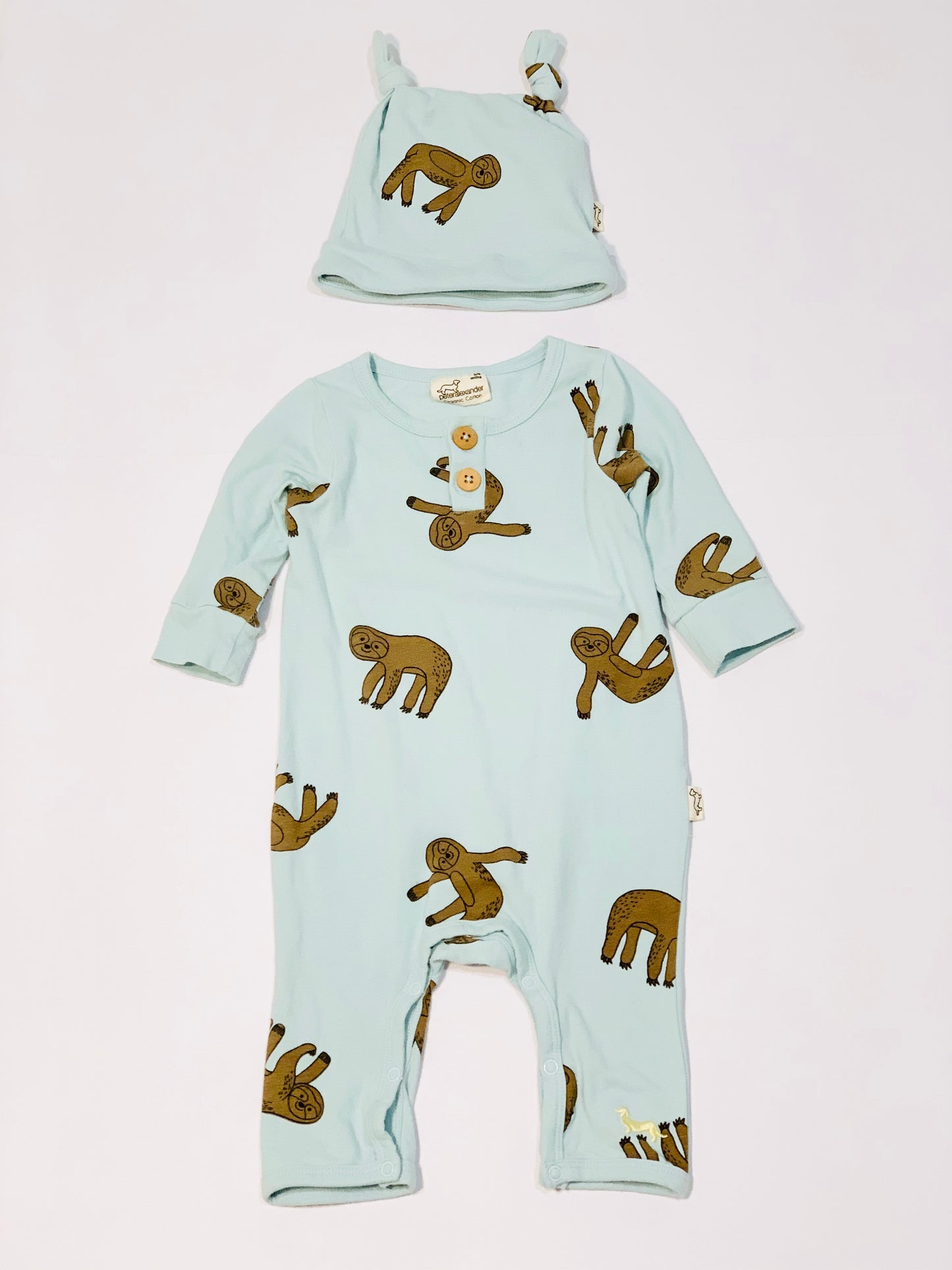 Sloth onesie and beanie - Size 00