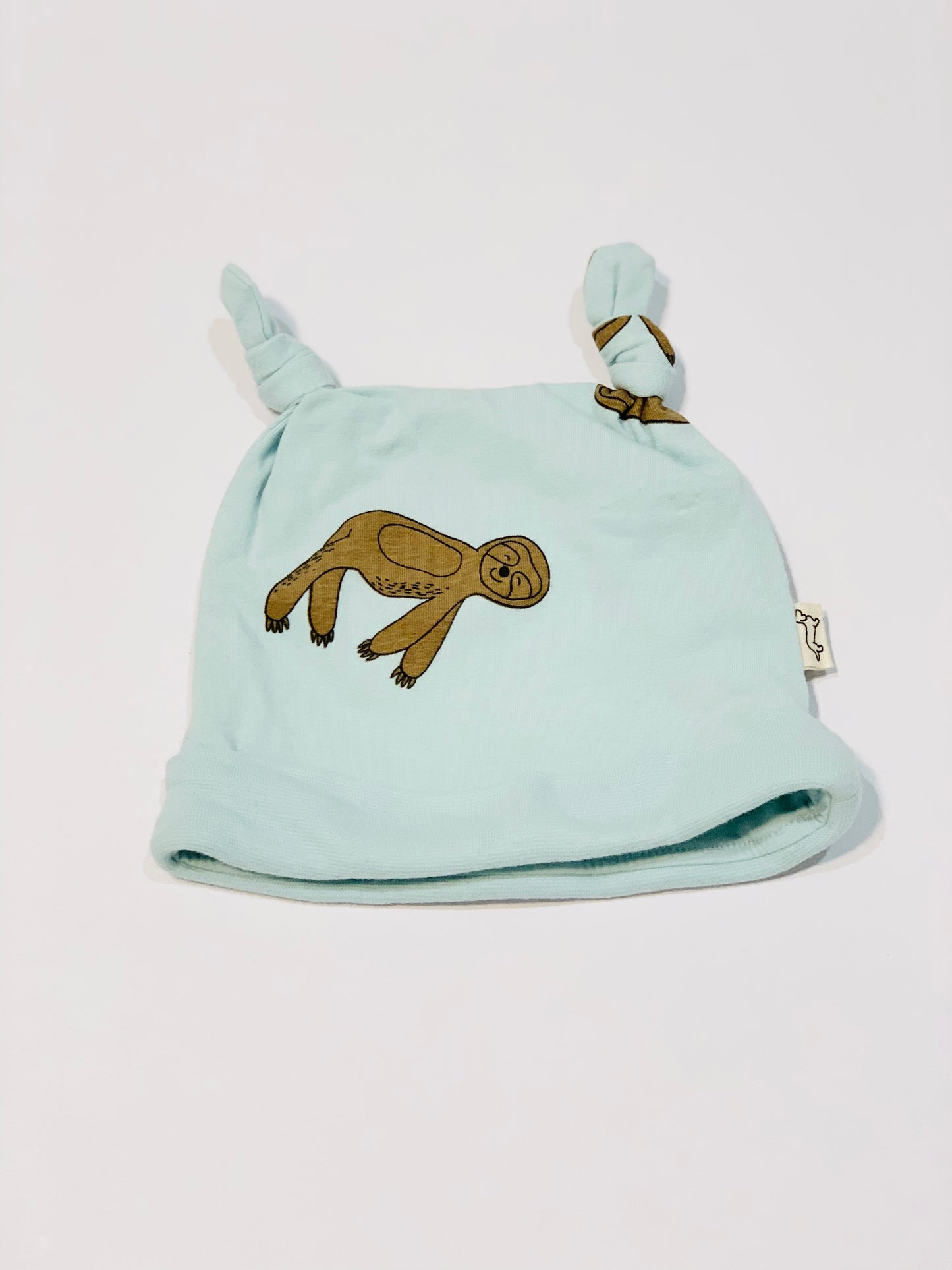 Sloth onesie and beanie - Size 00