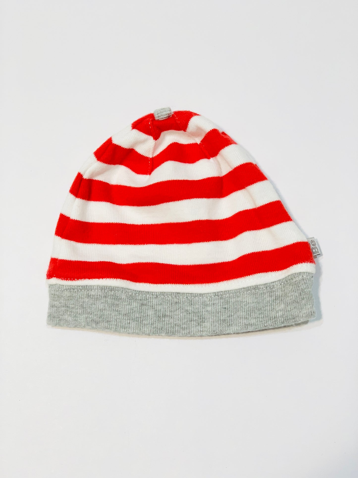 Red stripe beanie - Size 3-9 months