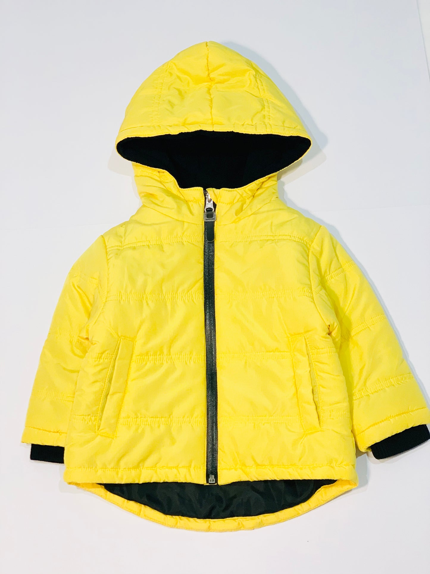 Yellow puffer jacket - Size 1