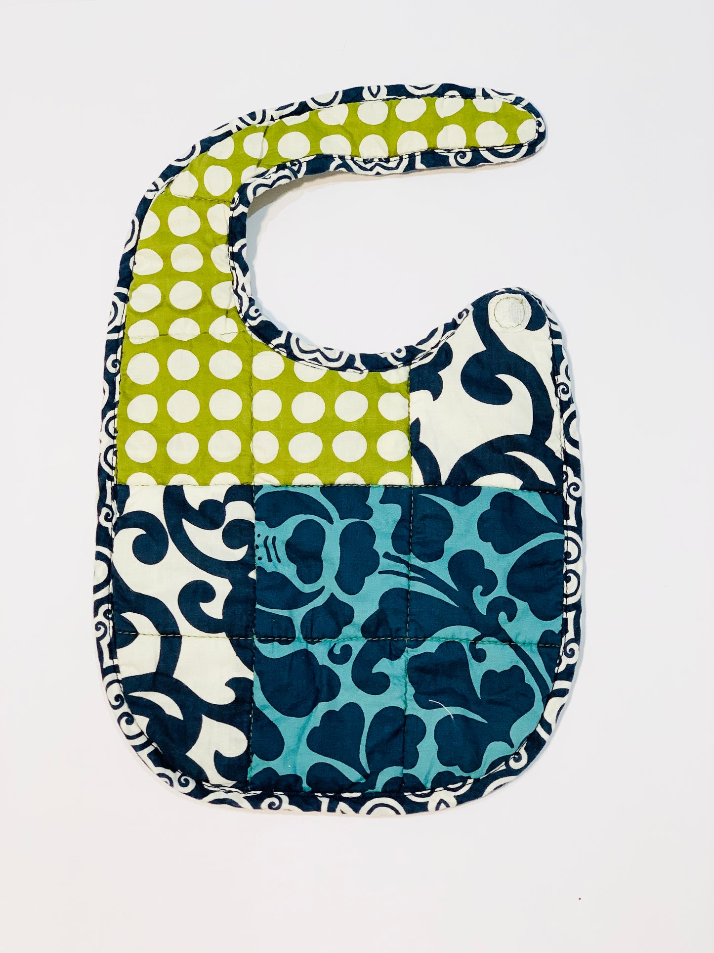 Quilted bib - Size 18 months