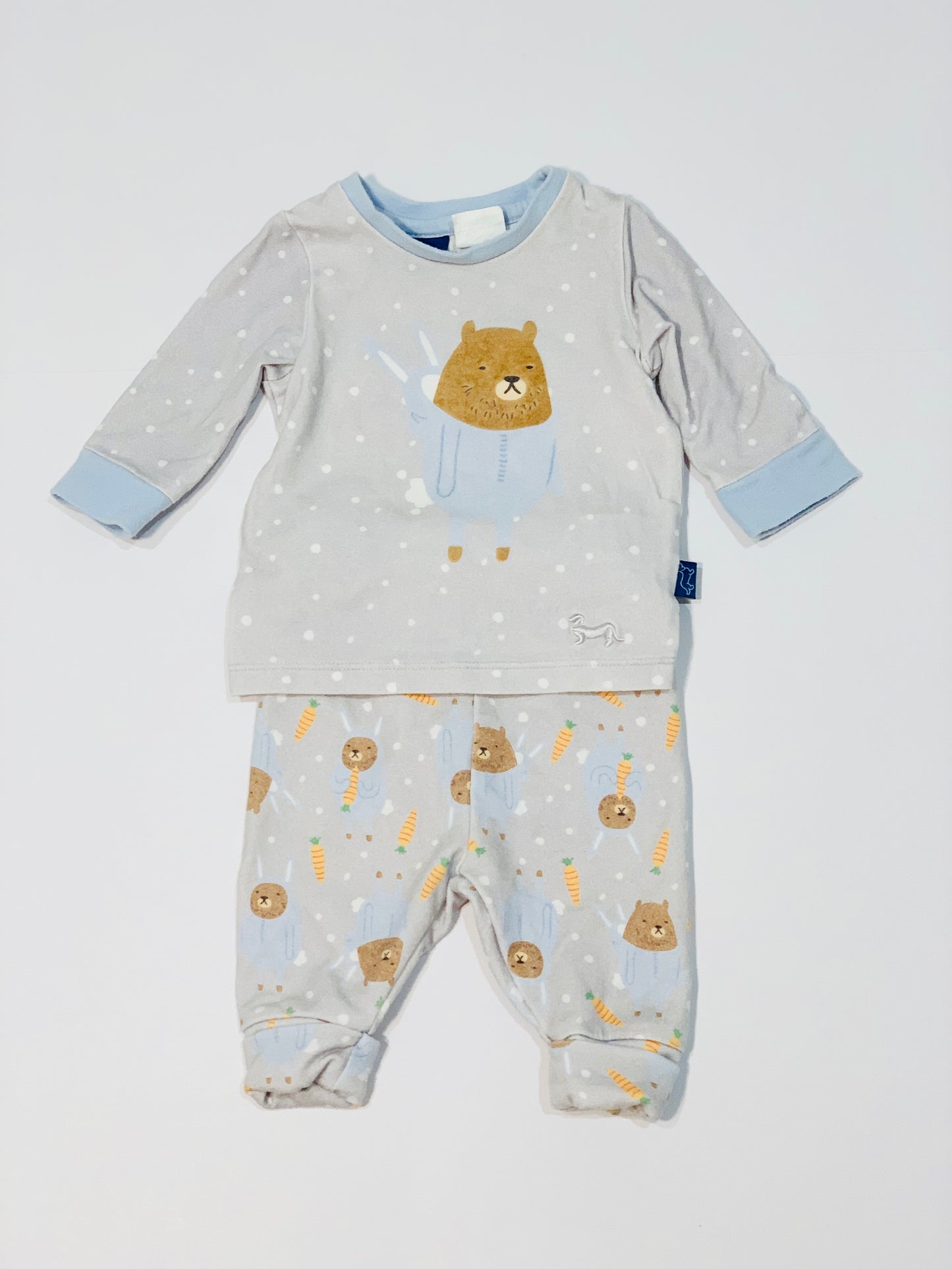 Bunny bear pyjamas - Size 000