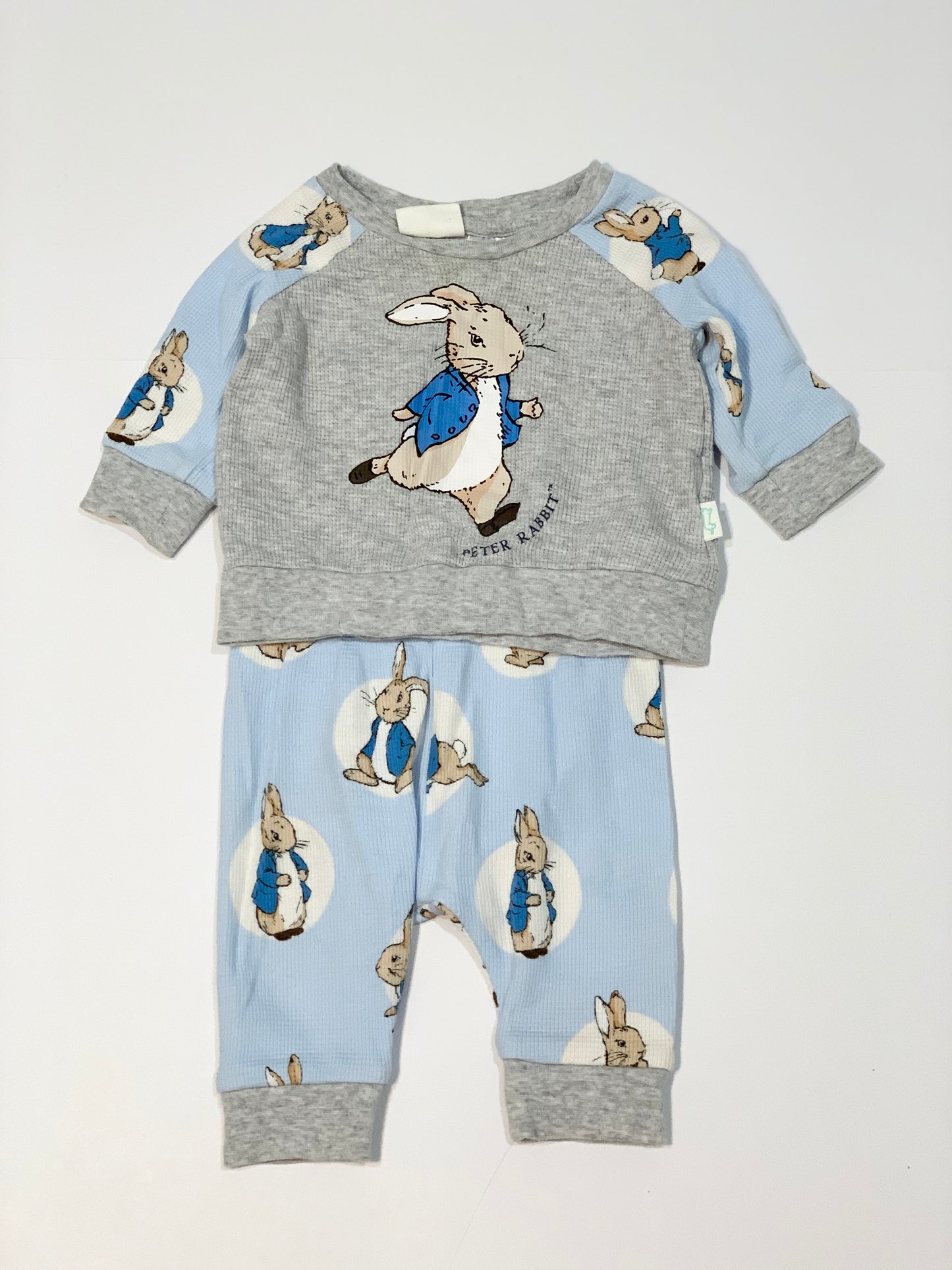 Peter Rabbit pyjamas - Size 000