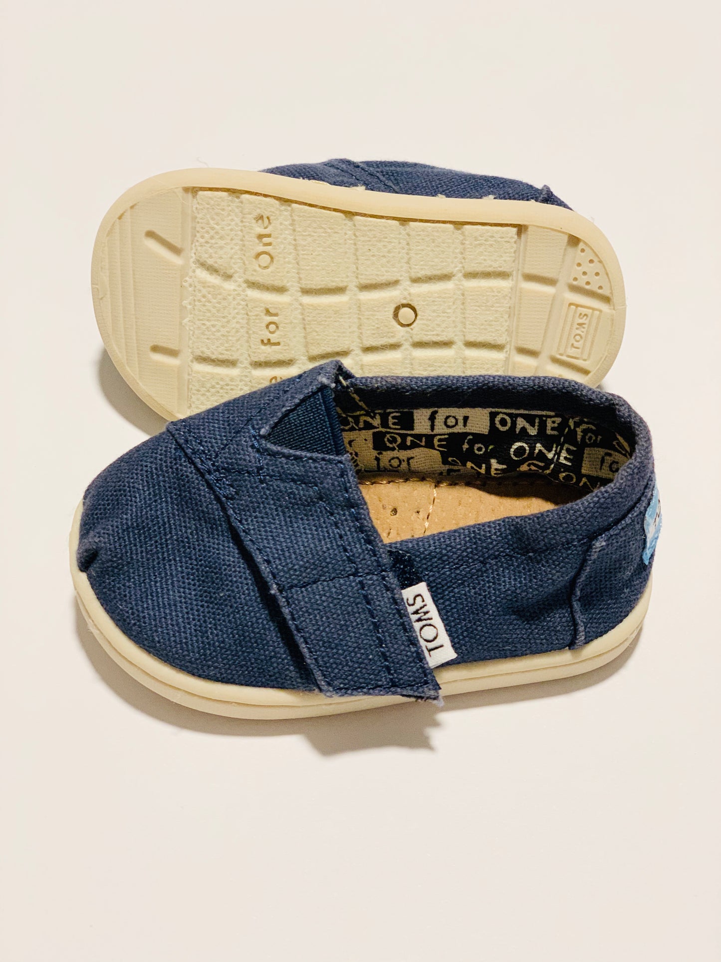 Navy Toms shoes - Size EU19.5