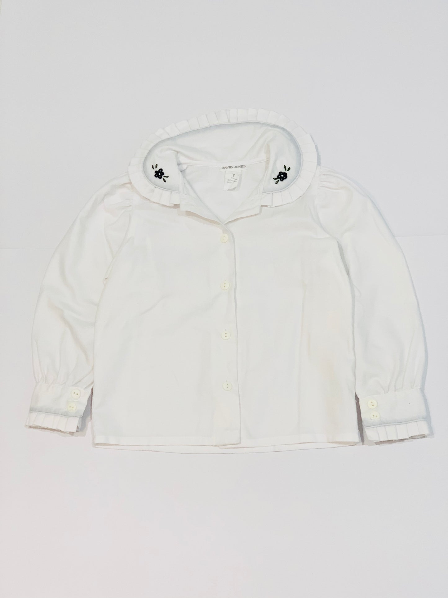 Embroidered white shirt - Size 3