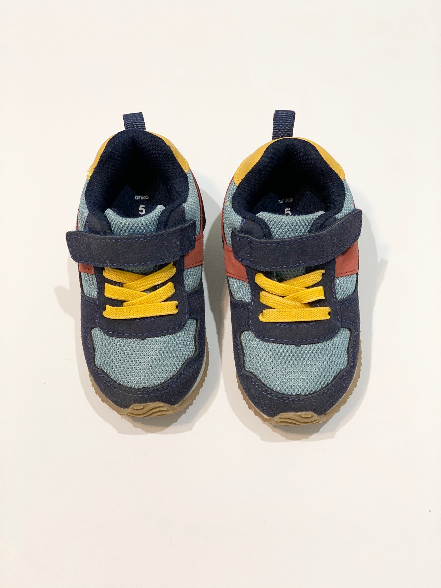 Casual sneakers - Size AU5