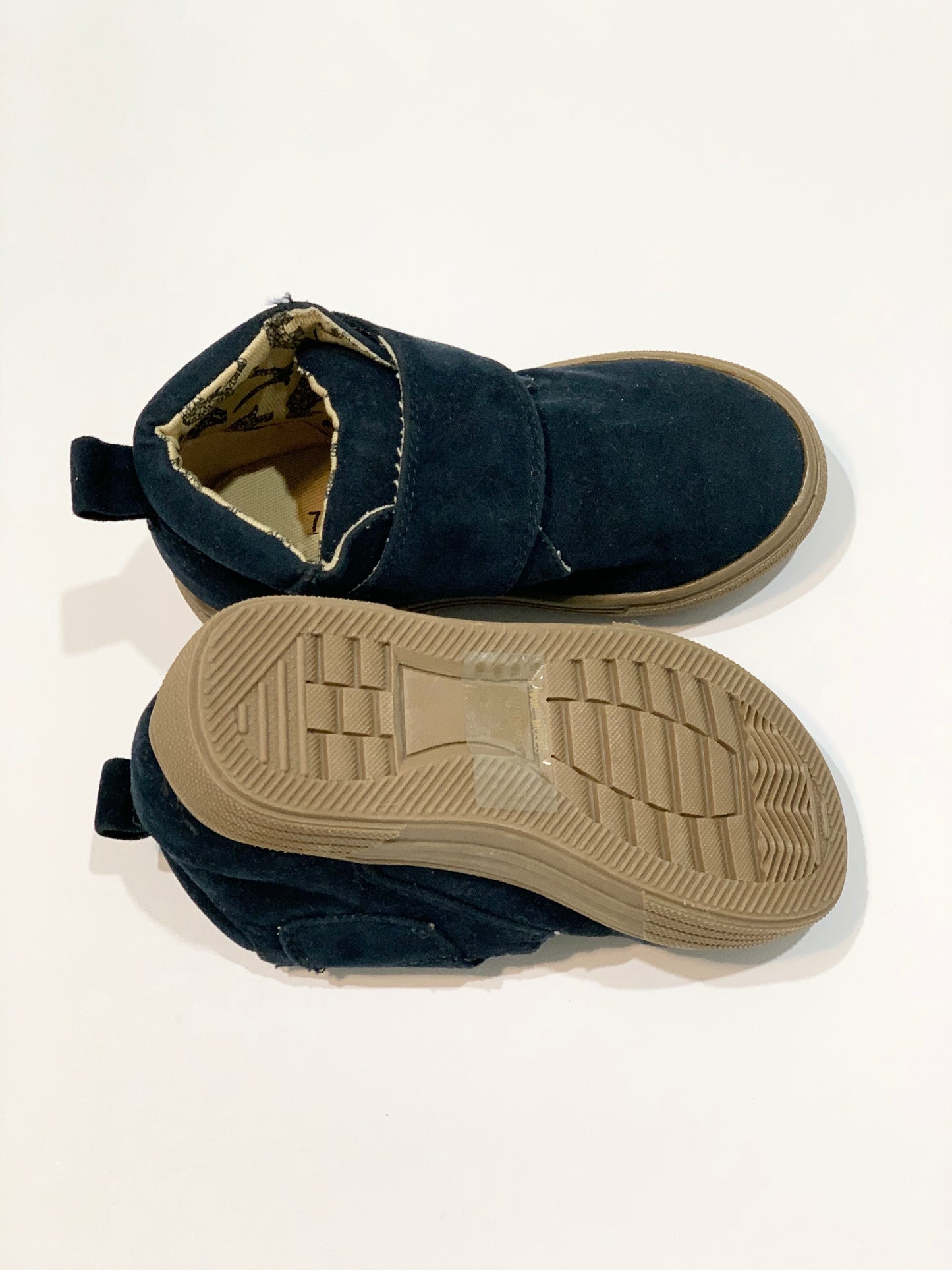 Navy winter boots brand new - Size AU7