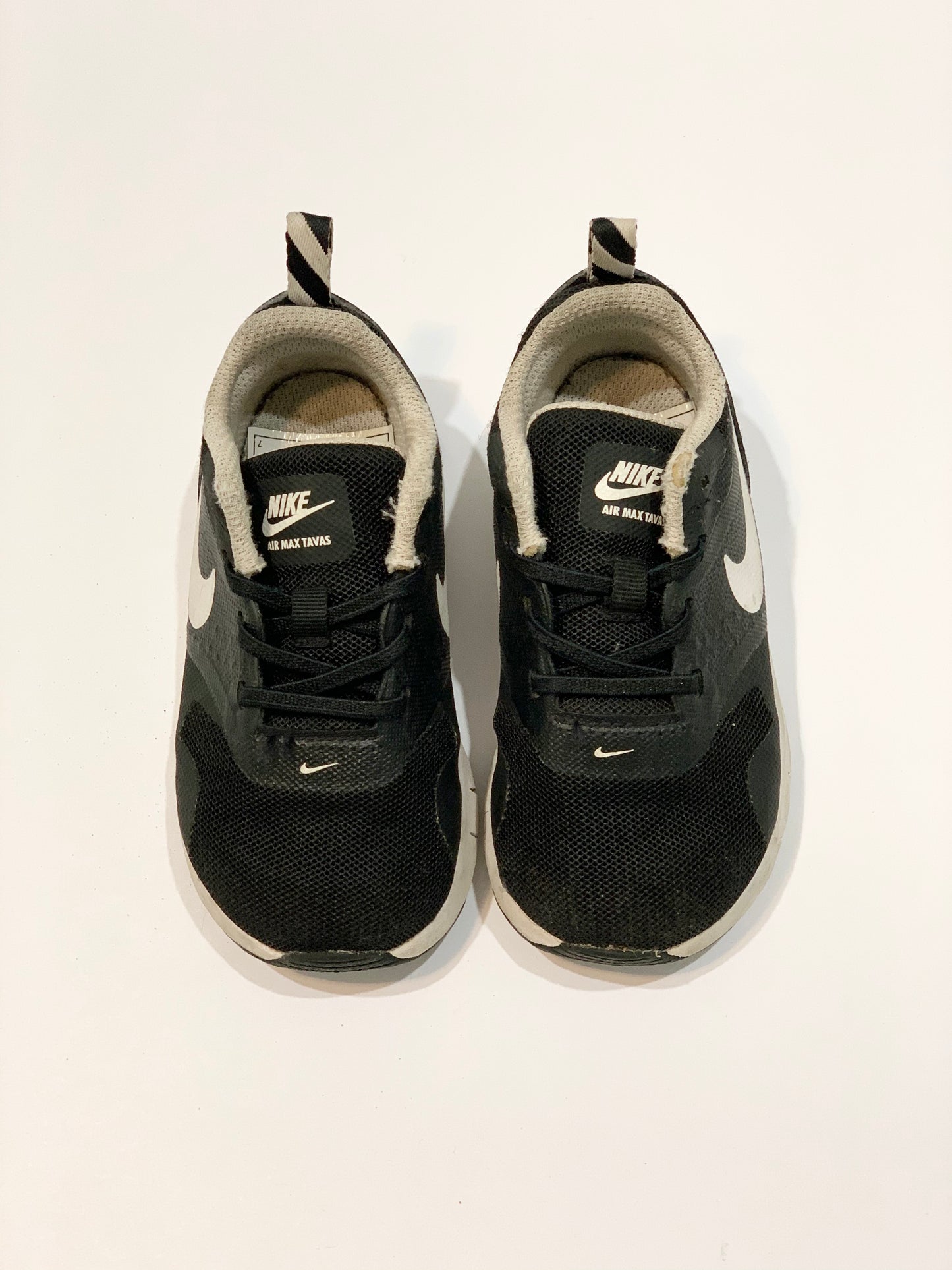 Black Air sneakers - Size US7