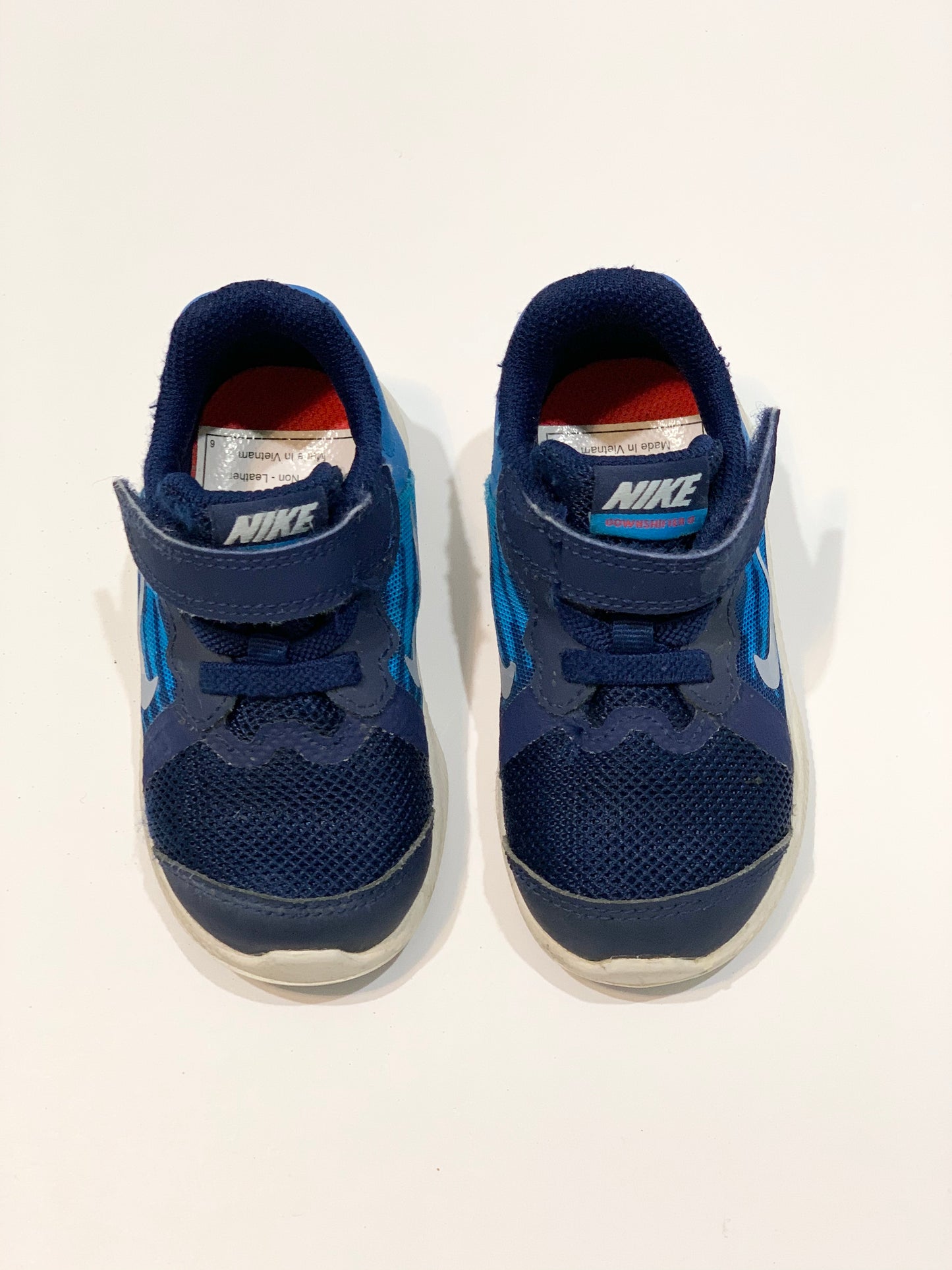 Blue sneakers - Size US6