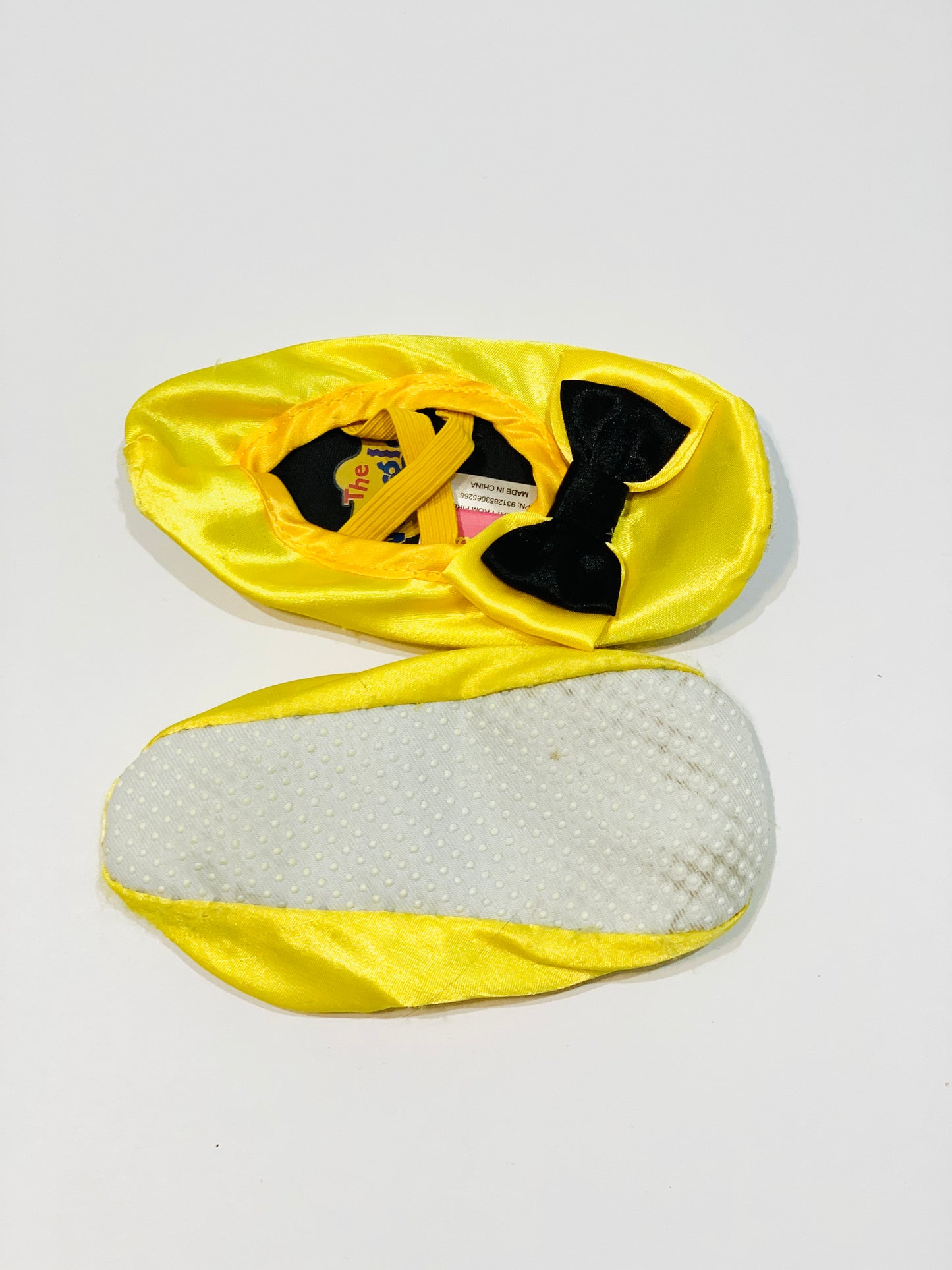 Emma Wiggle costume shoes - One size
