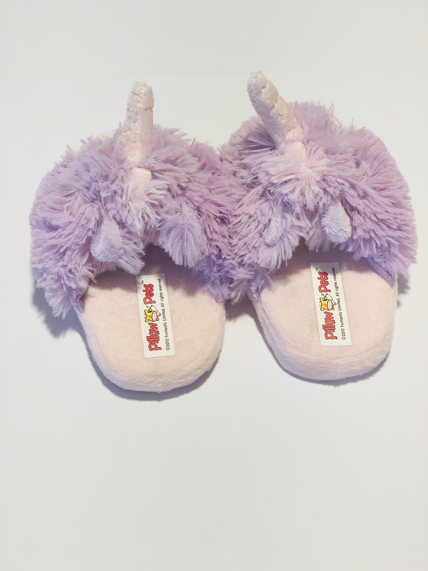 Fluffy slippers - Size 3-4 years