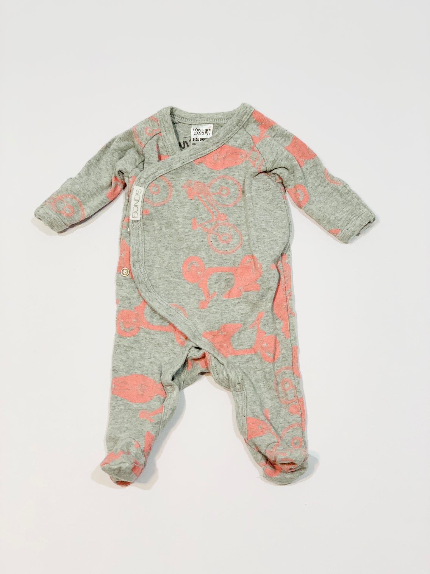 Pink bikes onesie - Size 00000