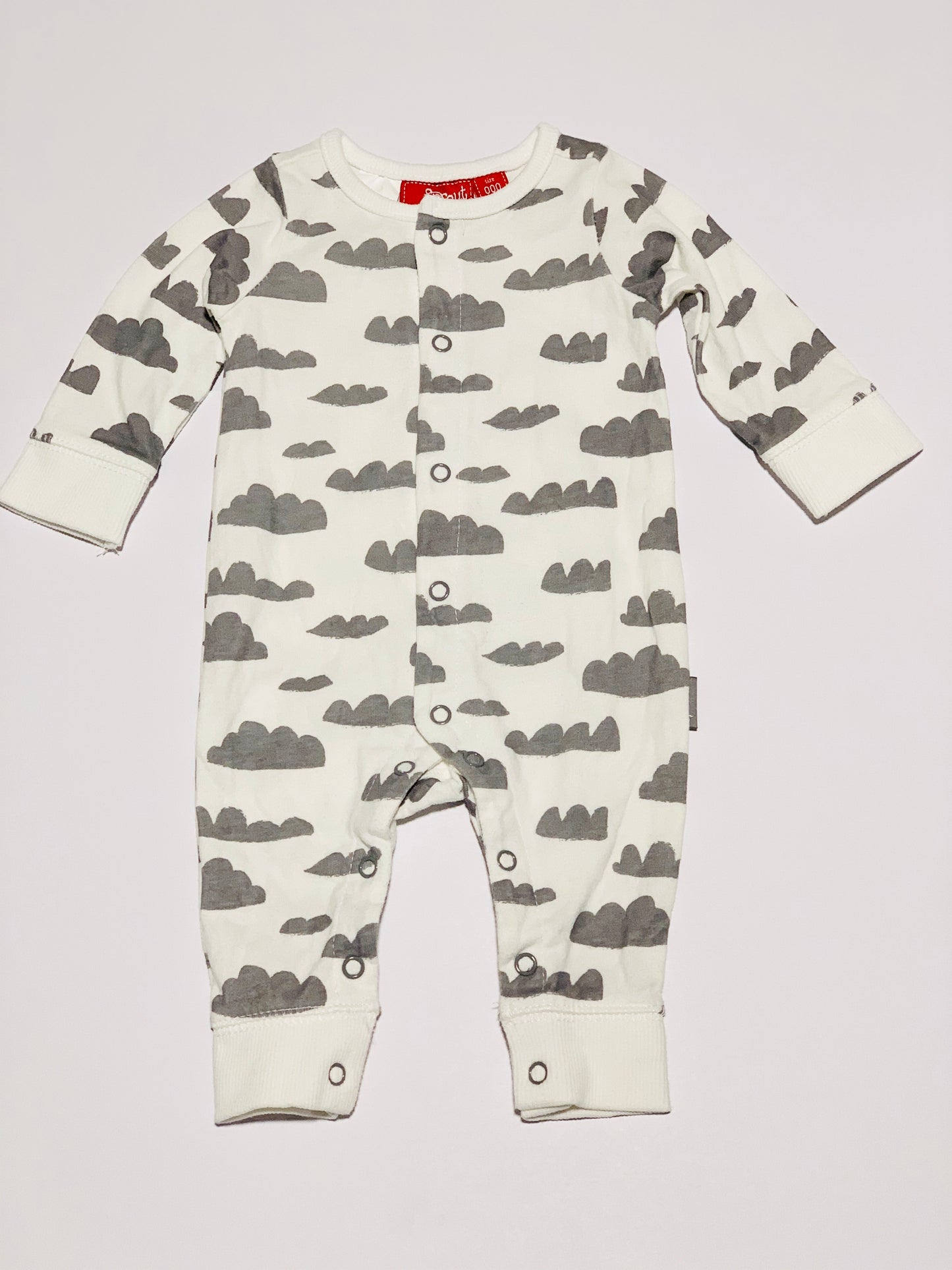 Grey clouds onesie - Size 000