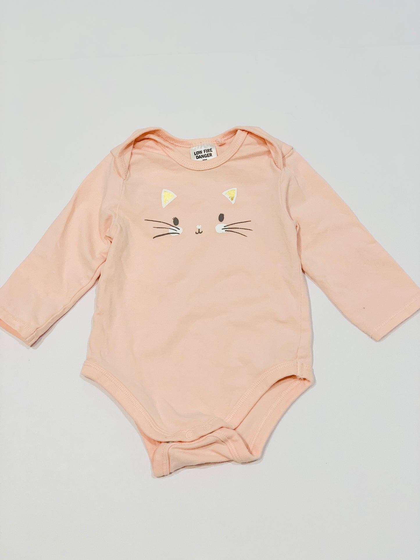 Pink cat bodysuit - Size 000