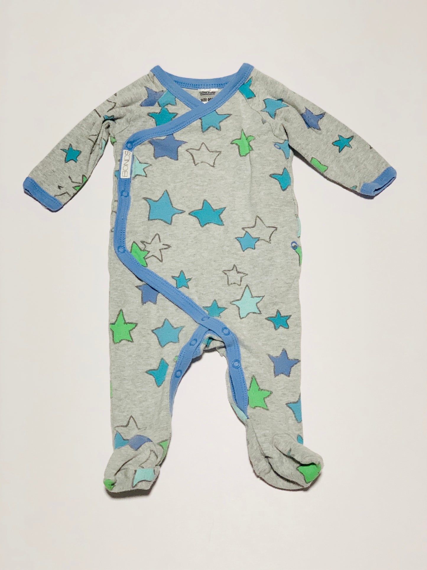 Grey stars onesie - Size 000