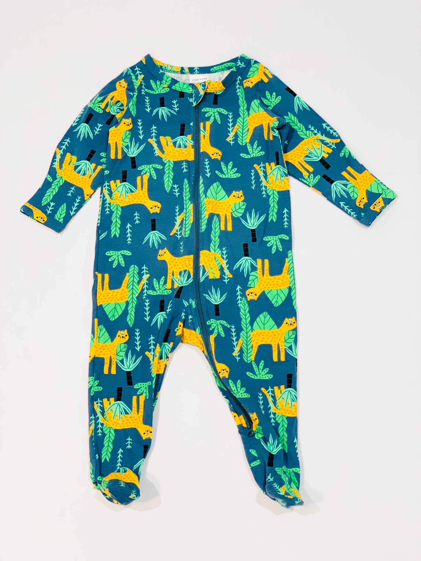 Leopard zip onesie - Size 00