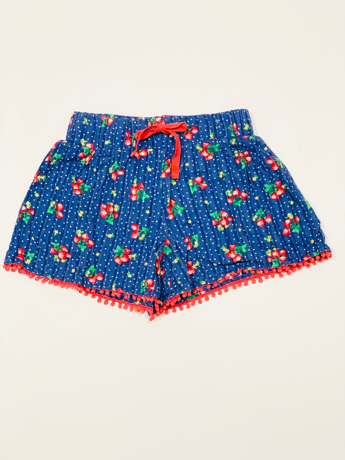 Strawberrt pompom shorts - Size 3